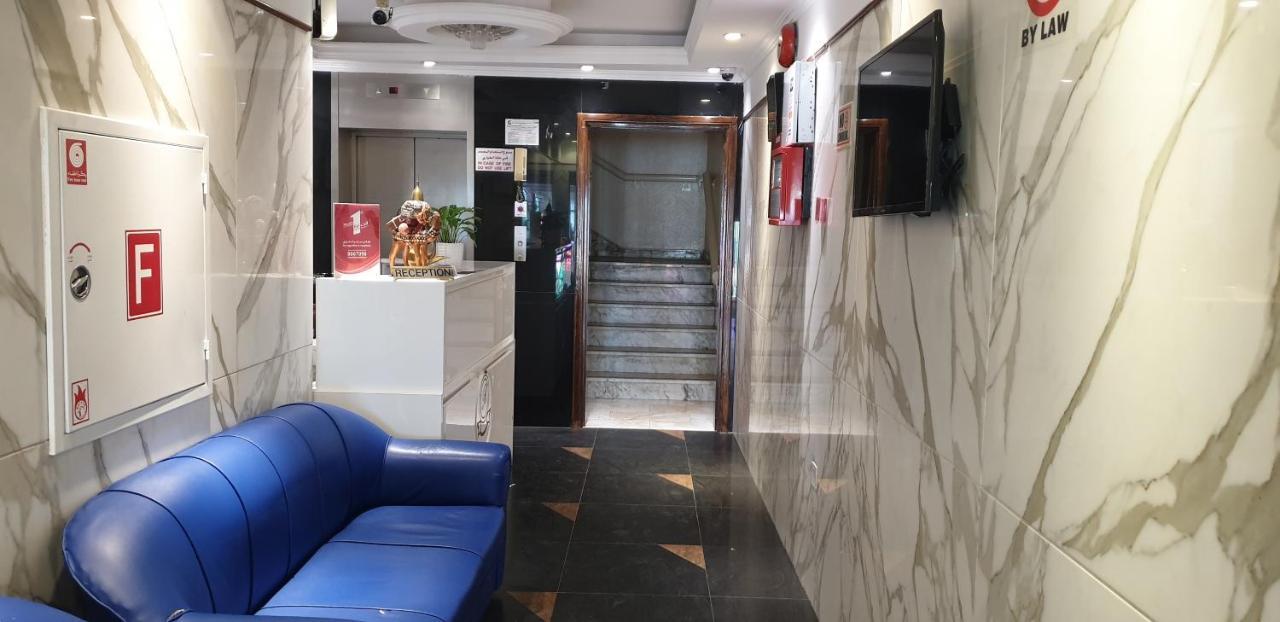 Royal Creek Hotel Дубай Екстериор снимка